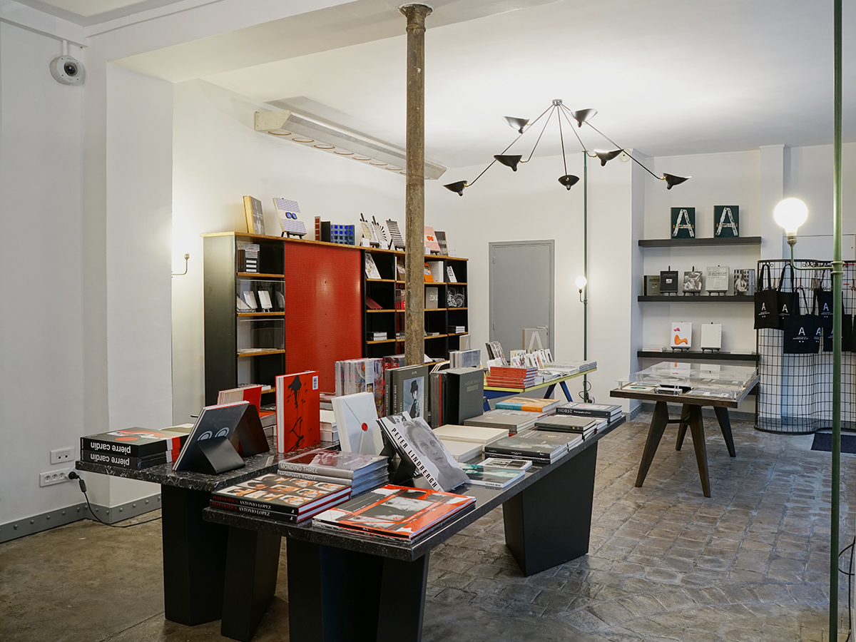 开云（中国） - 桌几|餐桌|办公家具|设计师家具|苏威餐桌